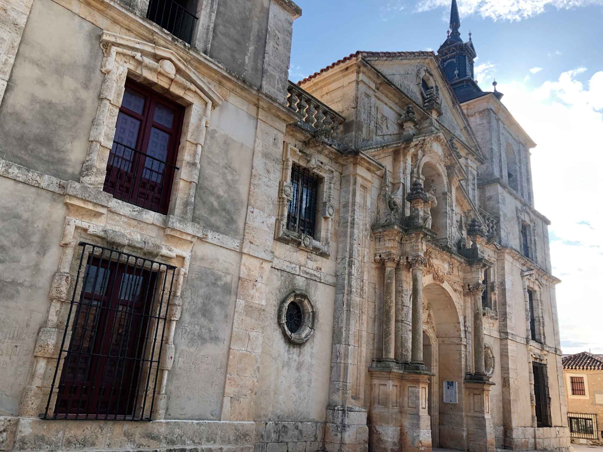 La Iglesia permanecerá cerrada por obras durante el mes de agosto
