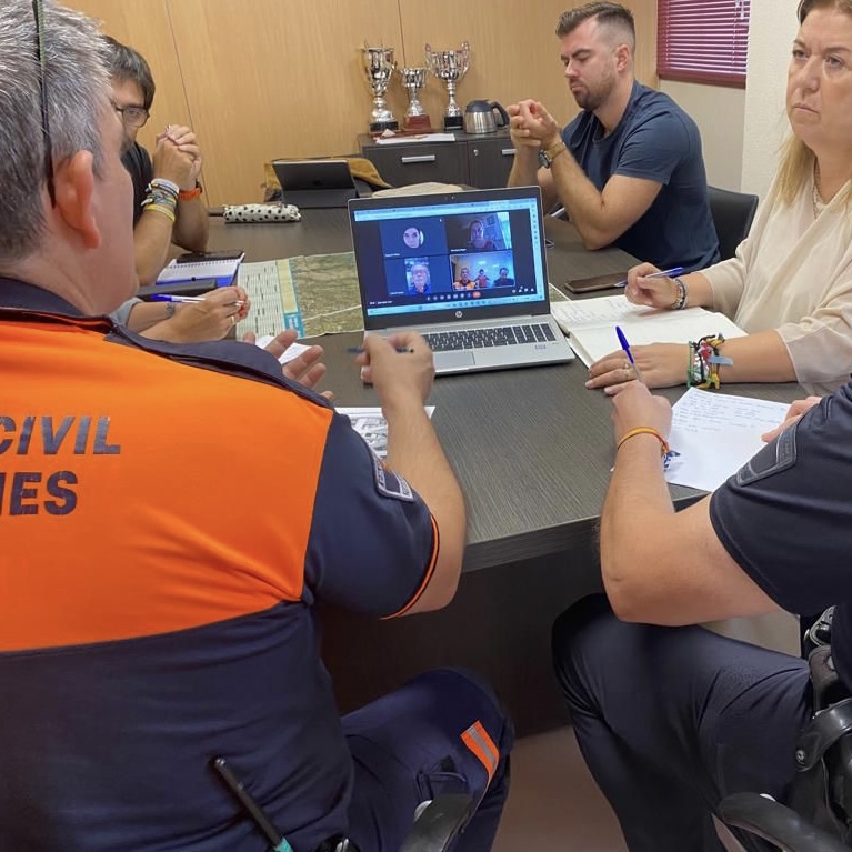 El Ayuntamiento de Torrelodones cierra instalaciones y recomienda no coger el coche y no acudir a los parques
