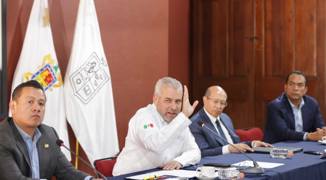 Propone Bedolla ampliar capacidad tecnológica para combatir la extorsión