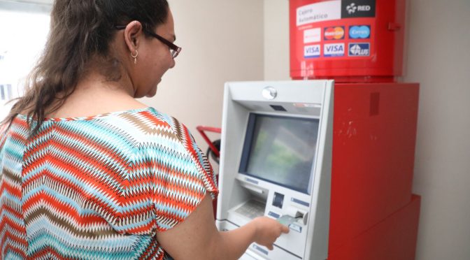 Este 2023 pago con tarjeta a docentes pasó al 99 %: SEE