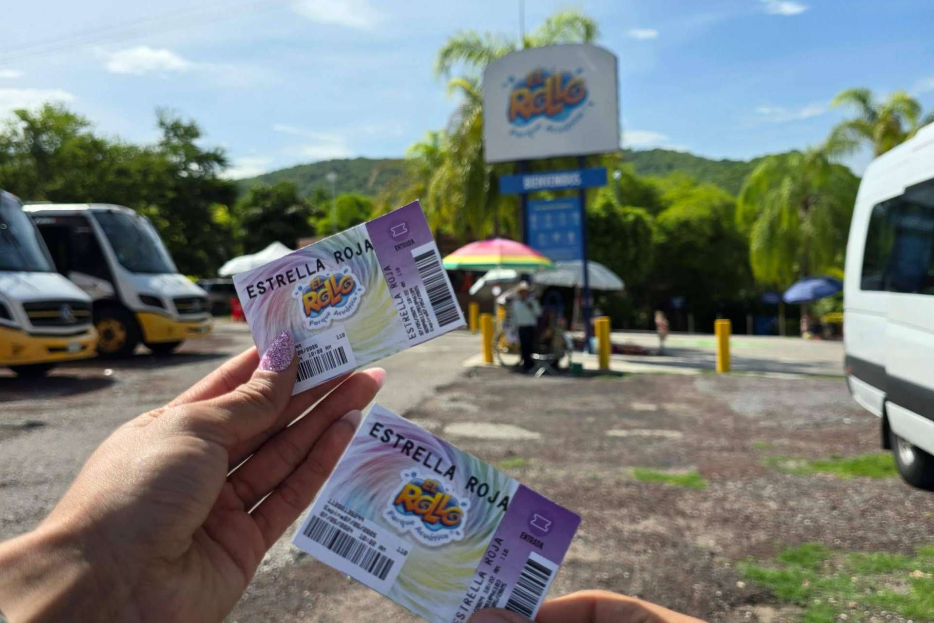 Estrella Roja ofrece paquetes de viaje completos para disfrutar el verano en parques acuáticos