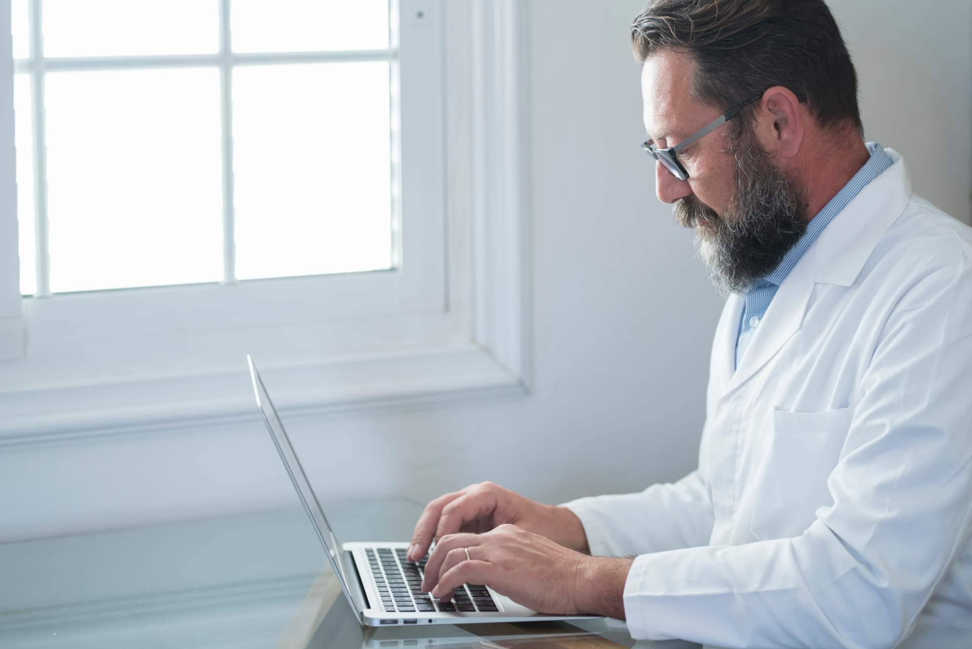 El equipo de terapia online de Mejor Hablemos está disponible 24/7